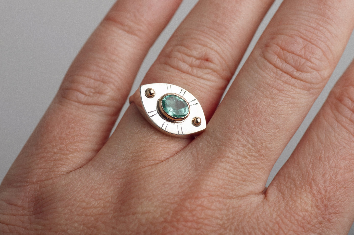 Vision Ring ◇ Emerald ◇ Size 7.25 ◇ 14K gold accents