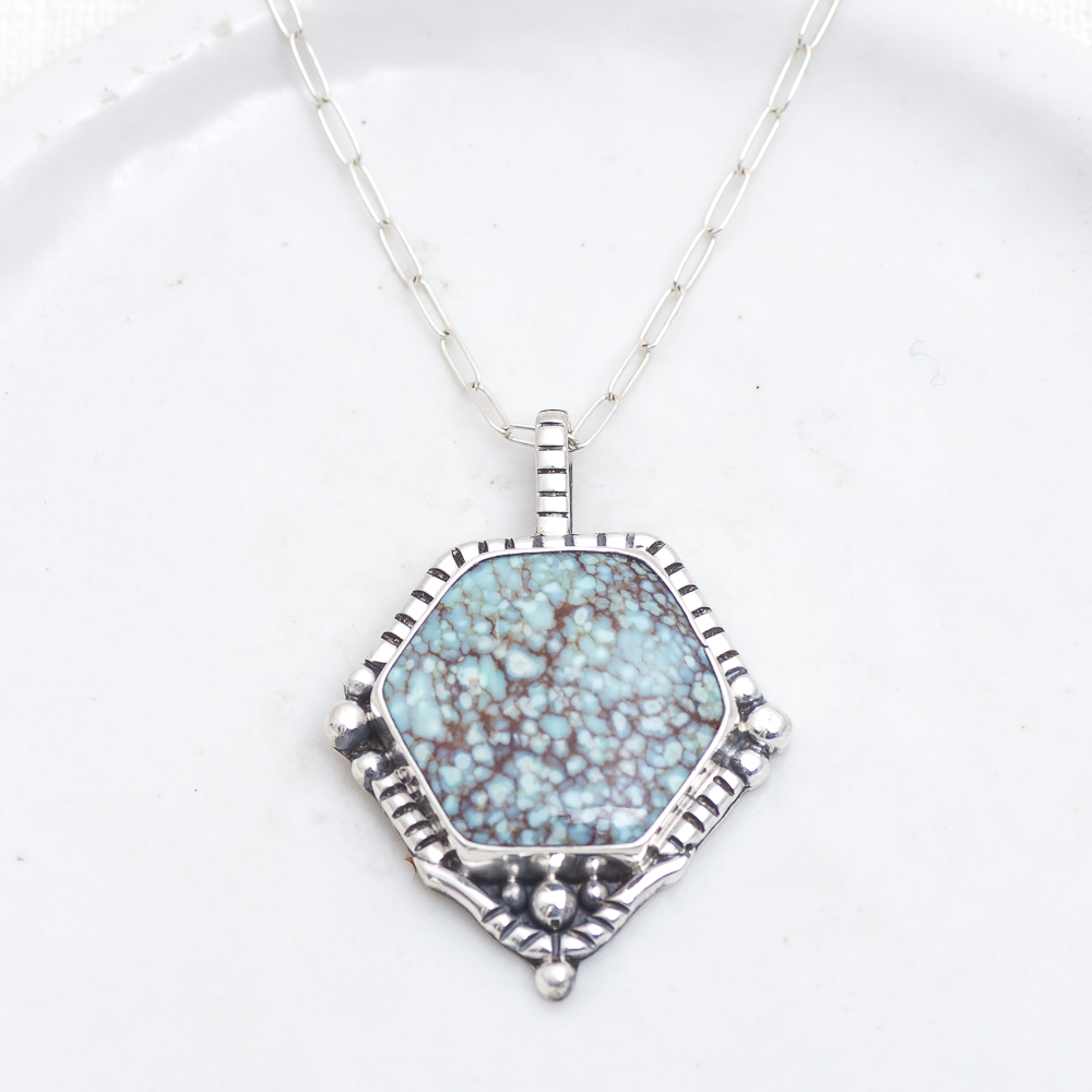 Hexagonal Dunes Necklace (A) ◇ Hubei Turquoise