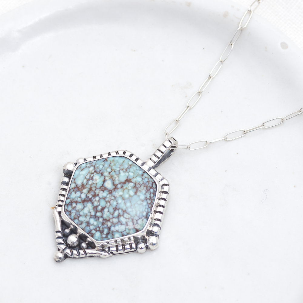 Hexagonal Dunes Necklace (A) ◇ Hubei Turquoise