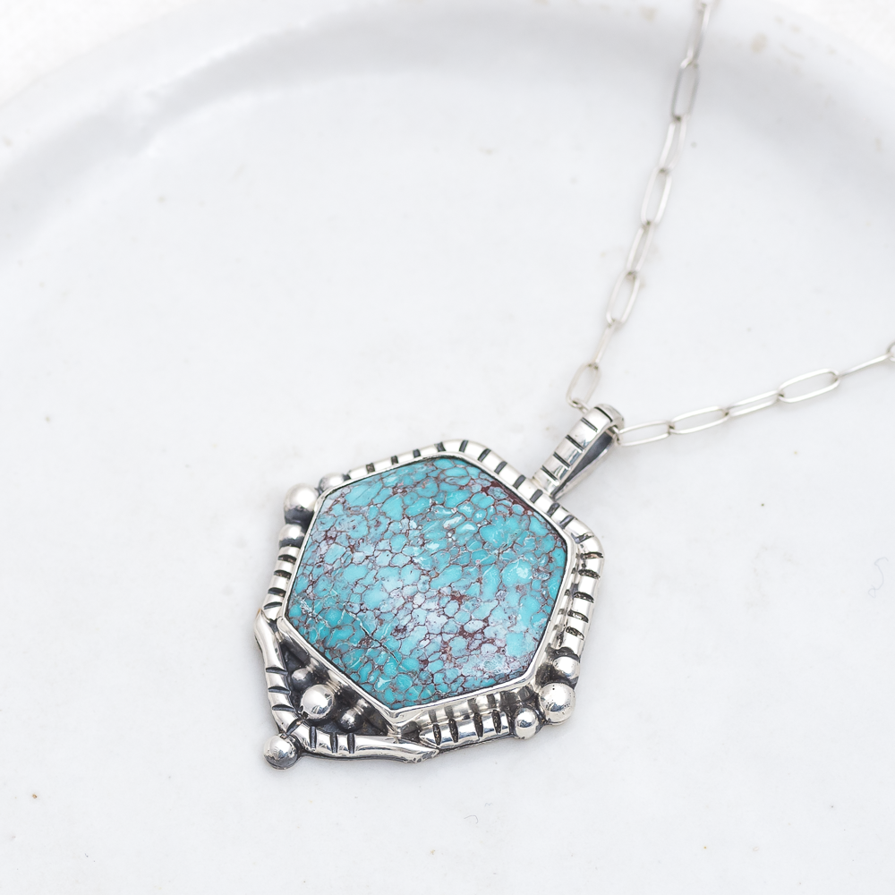 Hexagonal Dunes Necklace (B) ◇ Hubei Turquoise