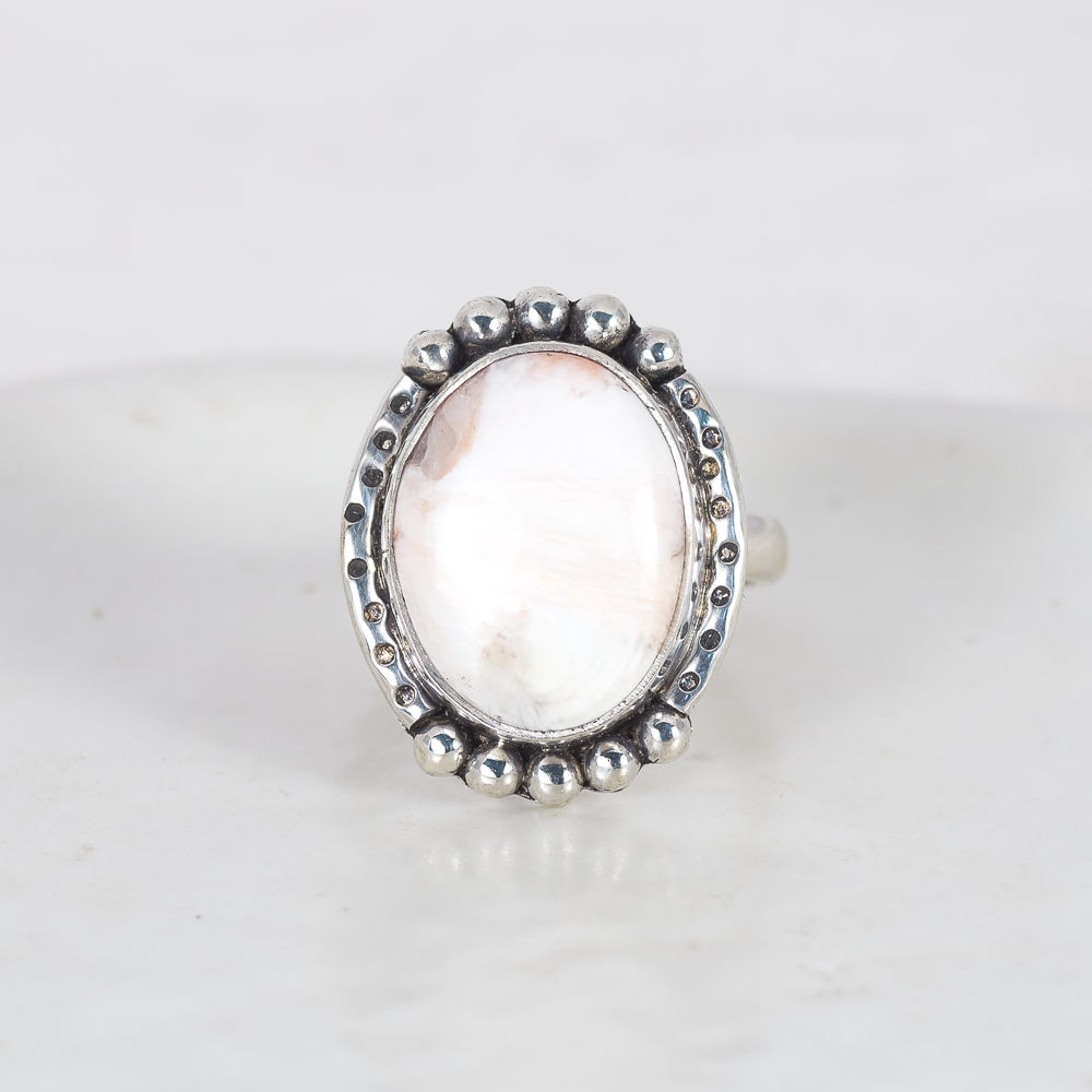 Petite Wanderer Ring ◇ Peach Scolecite ◇ Size 8