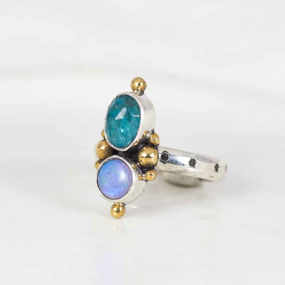 Petite Duo Ring (B) ◇ Faceted Blue Apatite + Australian Opal ◇ Size 6