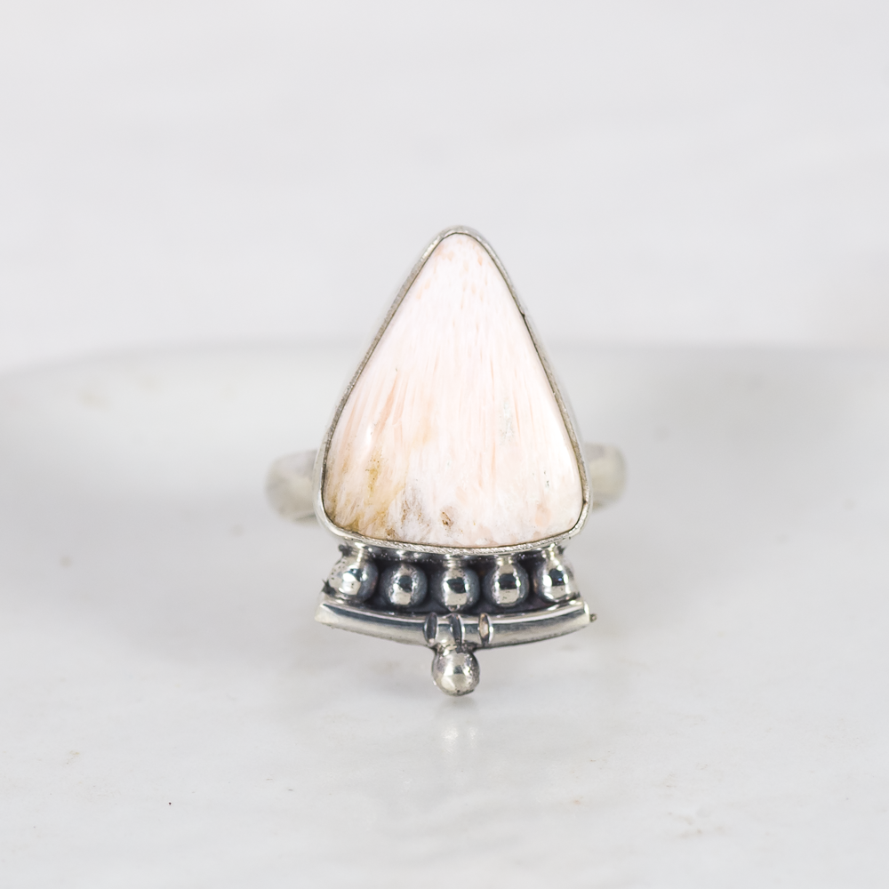 Emergence Ring ◇ Peach Scolecite ◇ Size 7.5