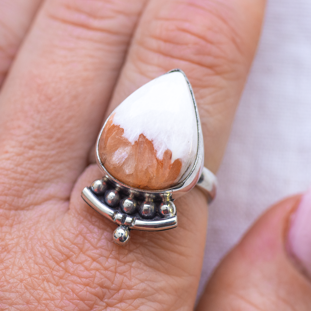 Emergence Ring (SECONDS) ◇ Peach Scolecite ◇ Size 9