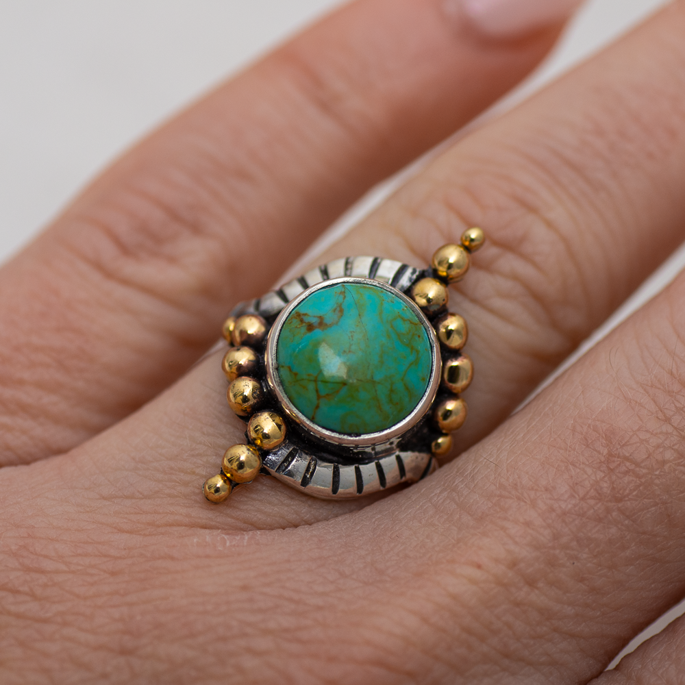 Origin Embrace Ring (B) ◇ Kingman Turquoise ◇ Size 7