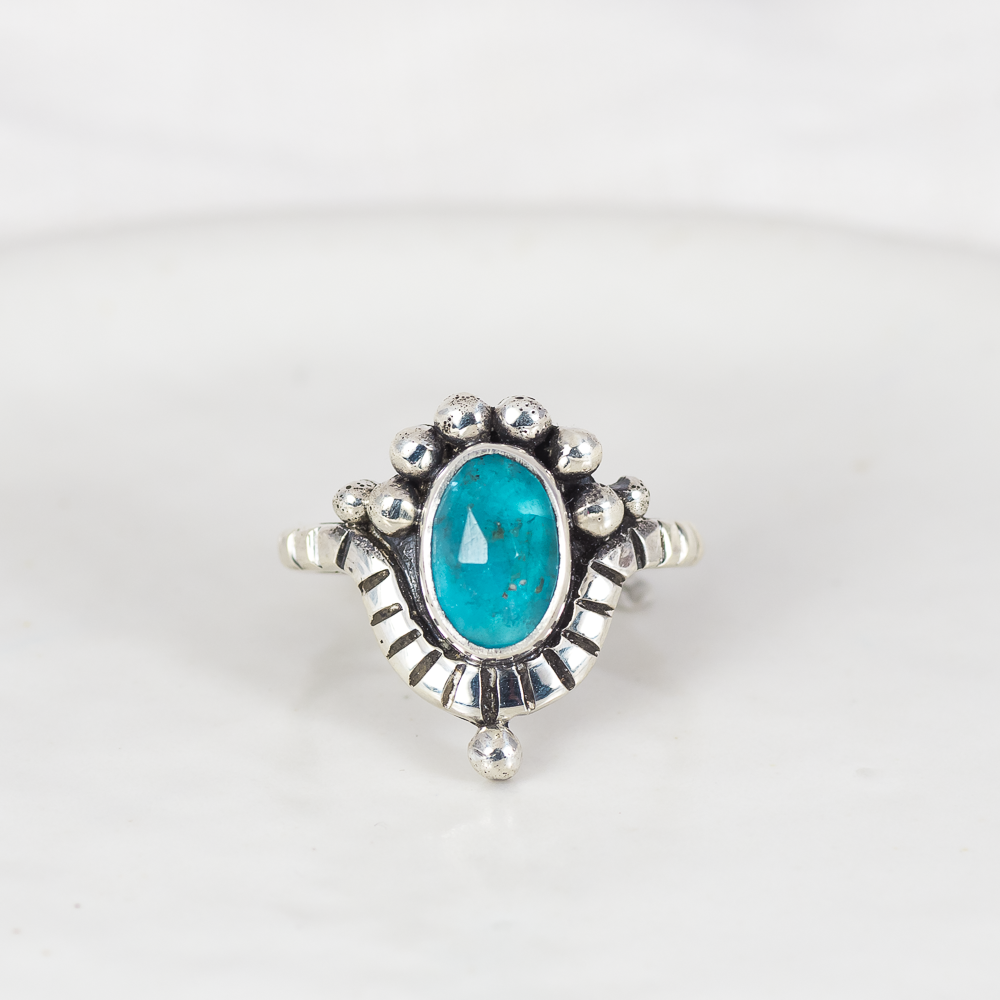 Reverie Embrace Ring (B) ◇ Faceted Blue Apatite ◇ Size 7