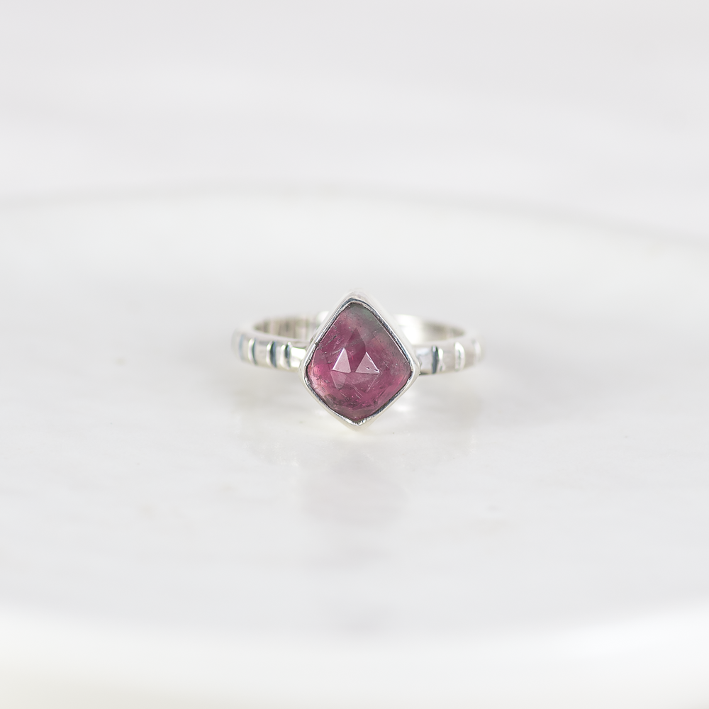 Faceted Tourmaline Stacking Ring ◇ Size 6