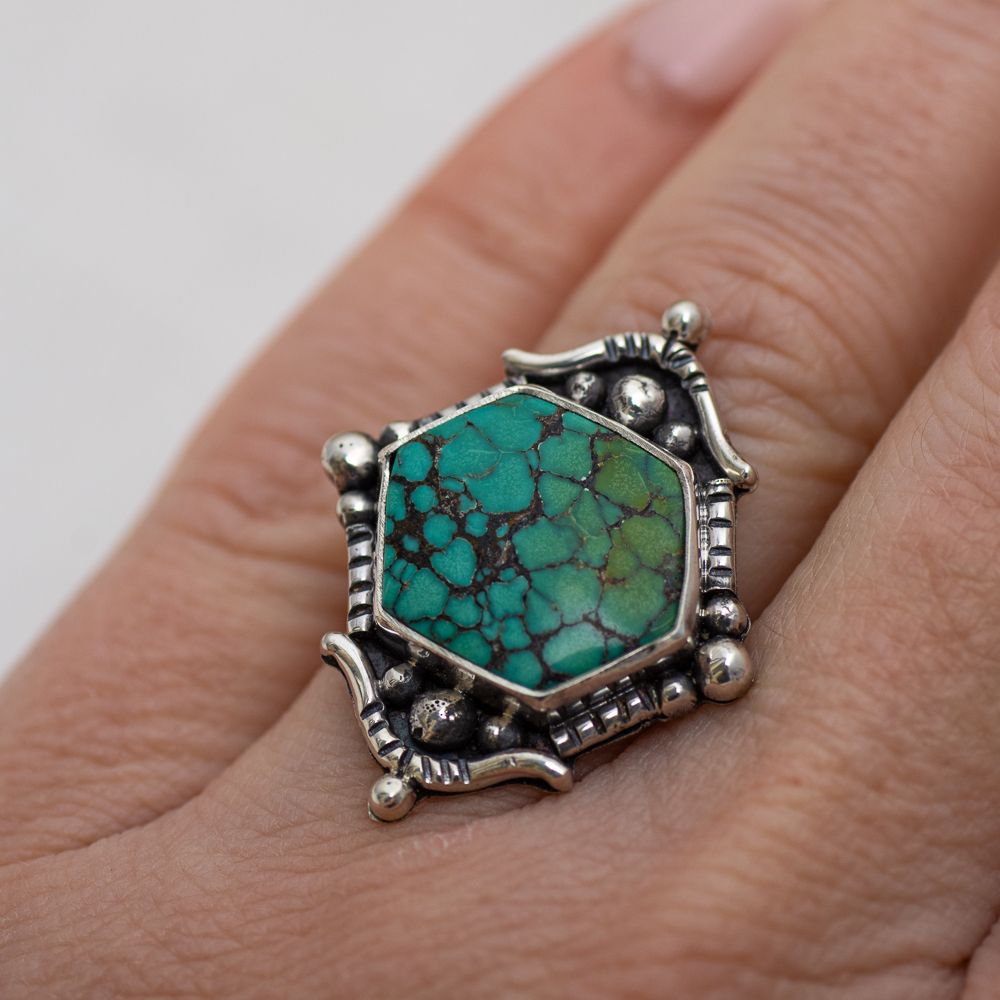 Hexagonal Dunes Ring (A) ◇ Hubei Turquoise ◇ Size 6.5