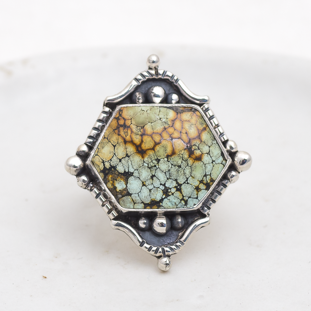Hexagonal Dunes Ring (B) ◇ Hubei Turquoise ◇ Size 7.5