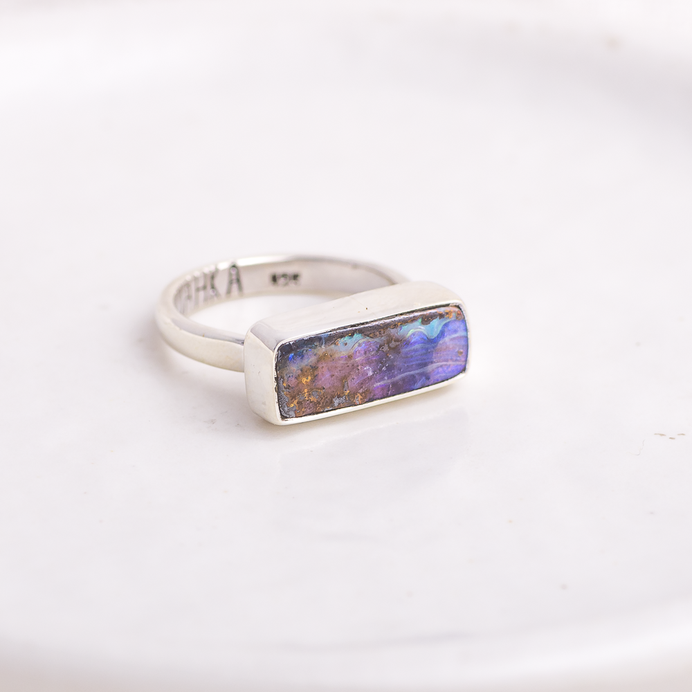Horizontal Luminous Ring ◇ Australian Opal ◇ Size 6