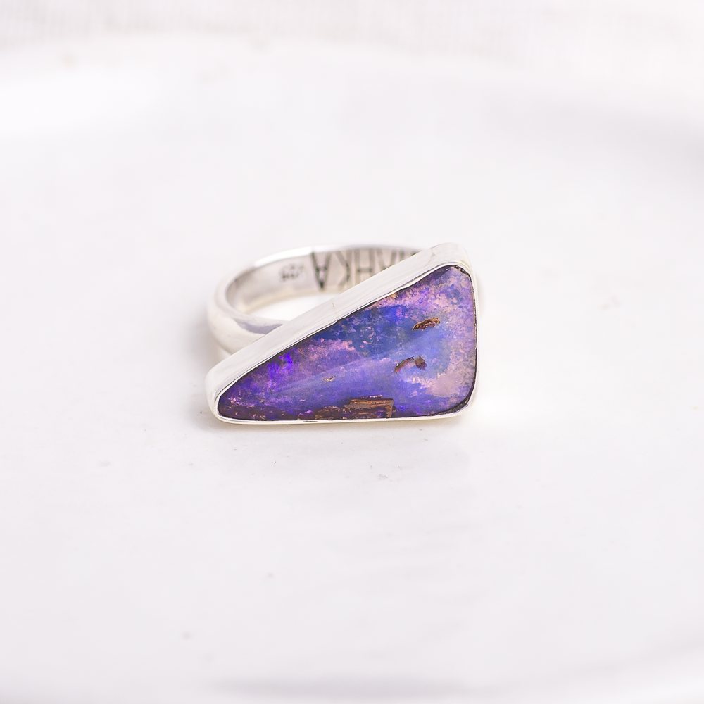 Horizontal Luminous Ring ◇ Australian Opal ◇ Size 7