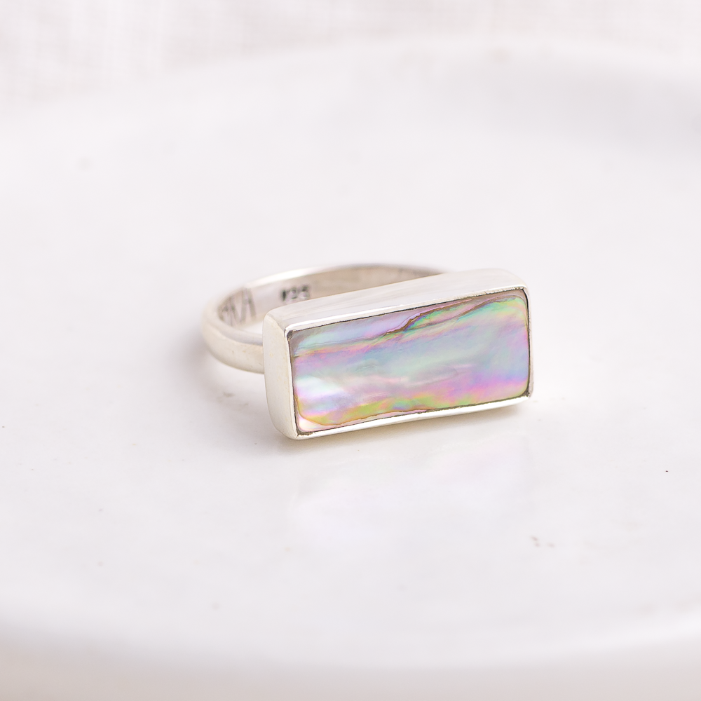 Horizontal Luminous Ring ◇ Abalone ◇ Size 8