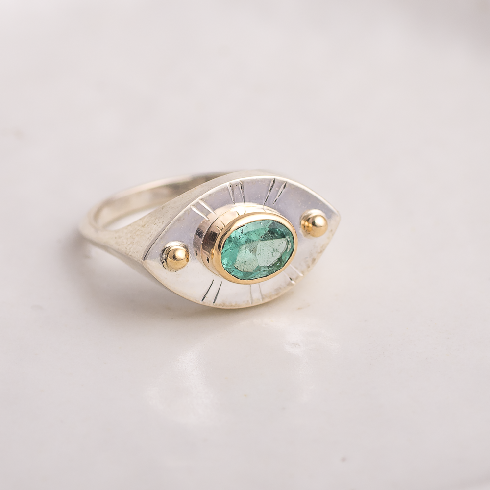 Vision Ring ◇ Emerald ◇ Size 7.25 ◇ 14K gold accents