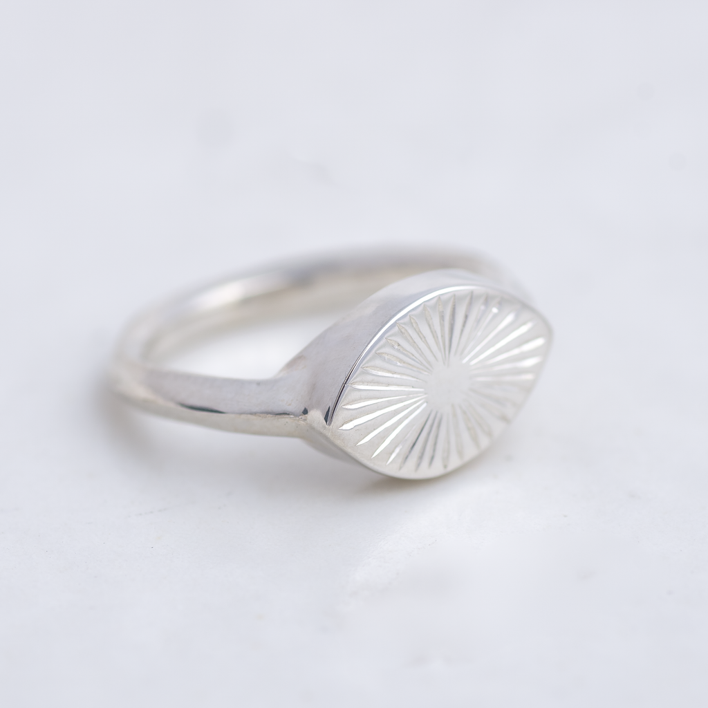 Engraved Mini Vision Ring ◇ Made in your size.