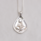 The Mama Pendant ◇ Silver