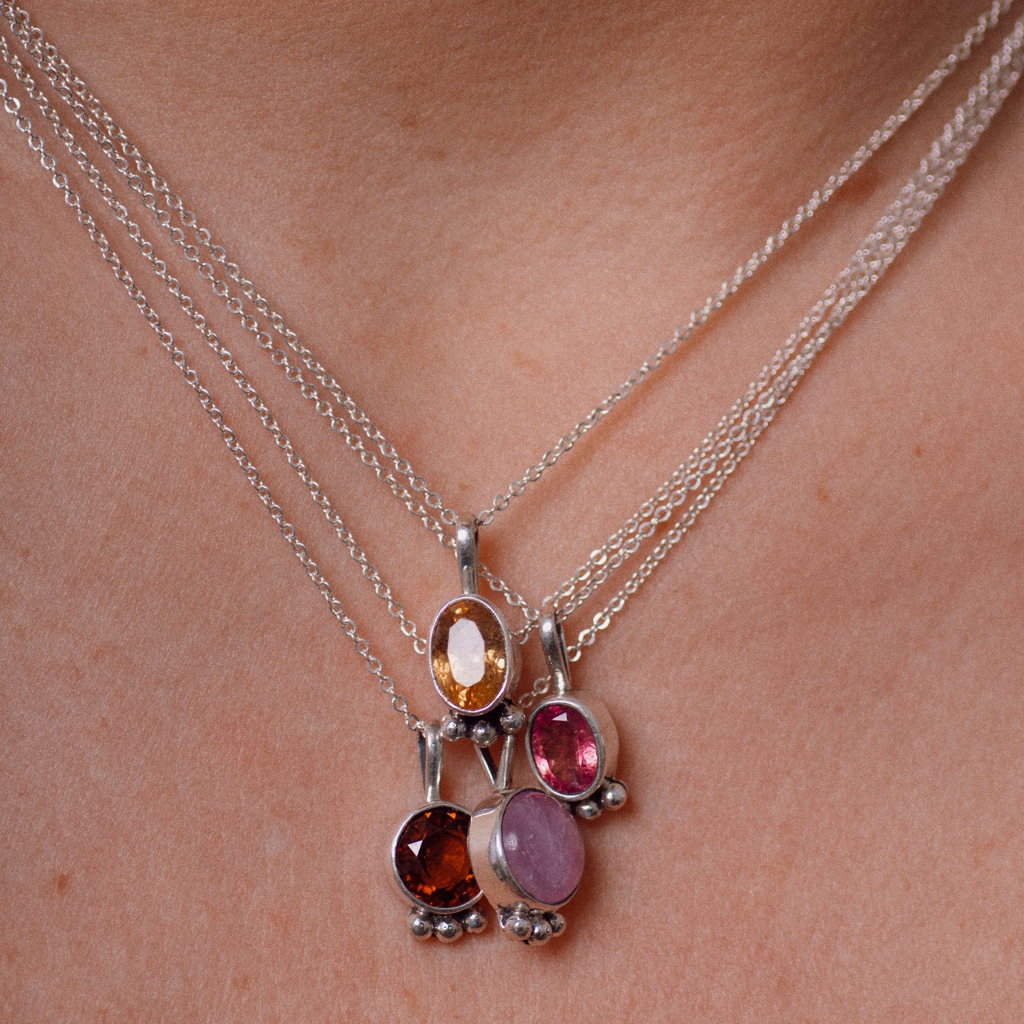 Stone Layering Necklace ◇ Faceted Cherry Garnet