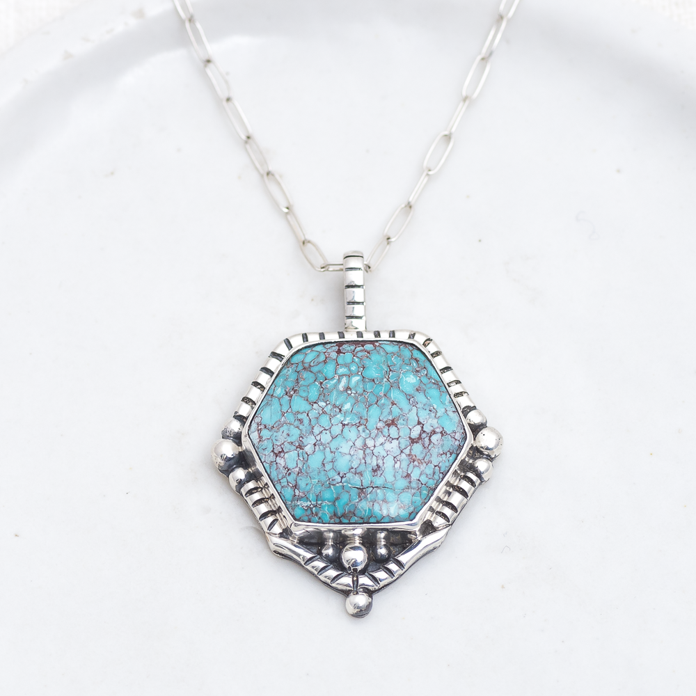 Hexagonal Dunes Necklace (B) ◇ Hubei Turquoise