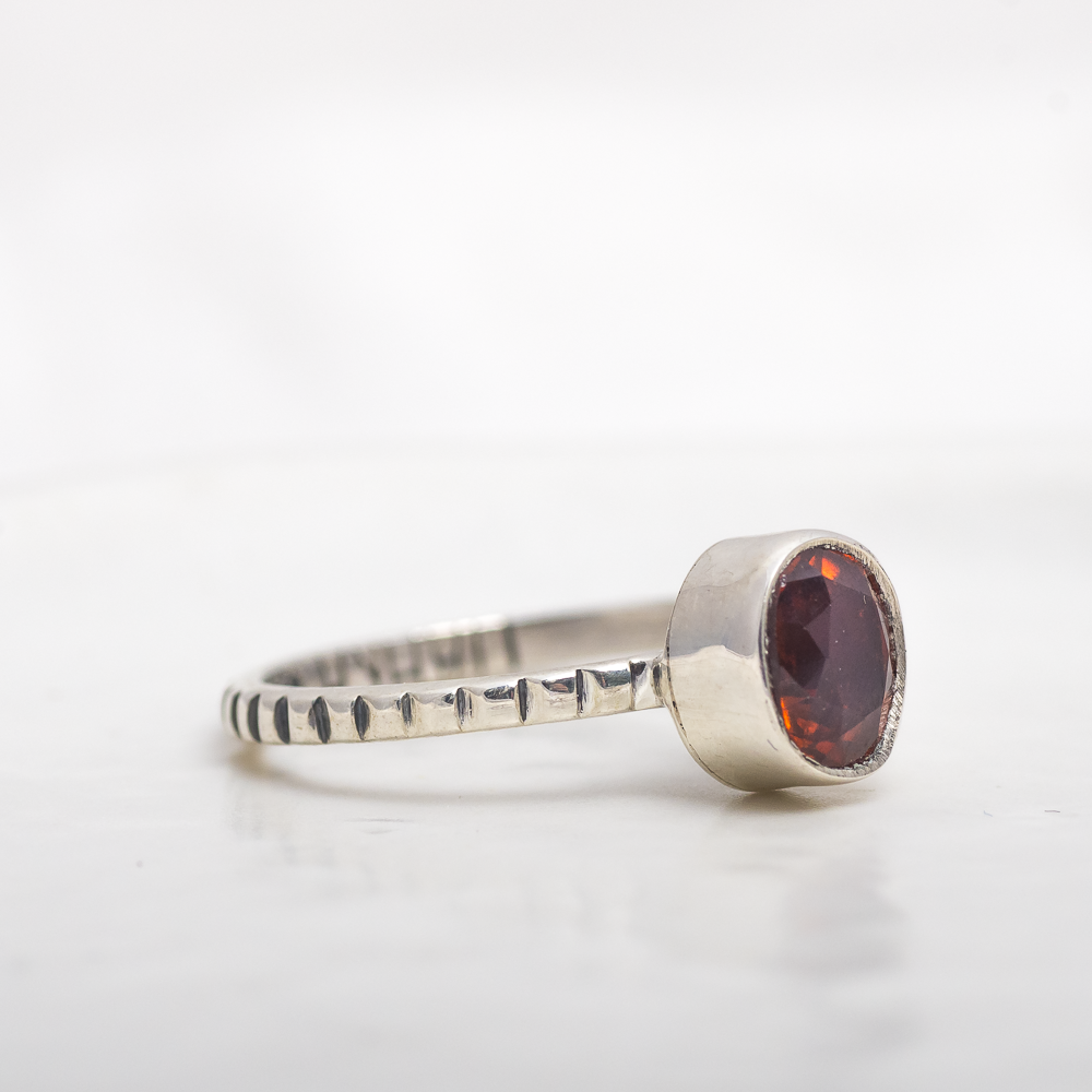 Stone Stacking Ring ◇ Faceted Cherry Garnet ◇ Size 9