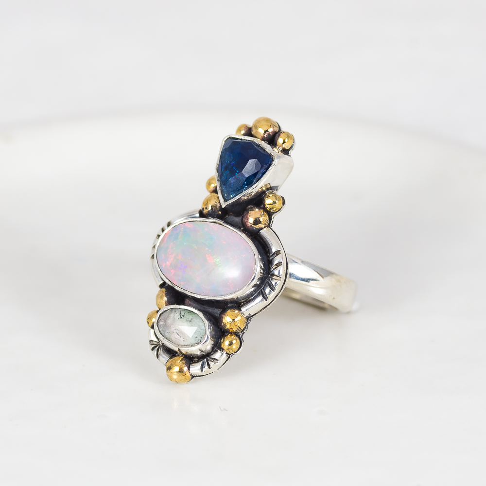 Trine Ring (A) ◇ Faceted Tourmaline + Australian Opal + Faceted Tourmaline ◇ Size 6