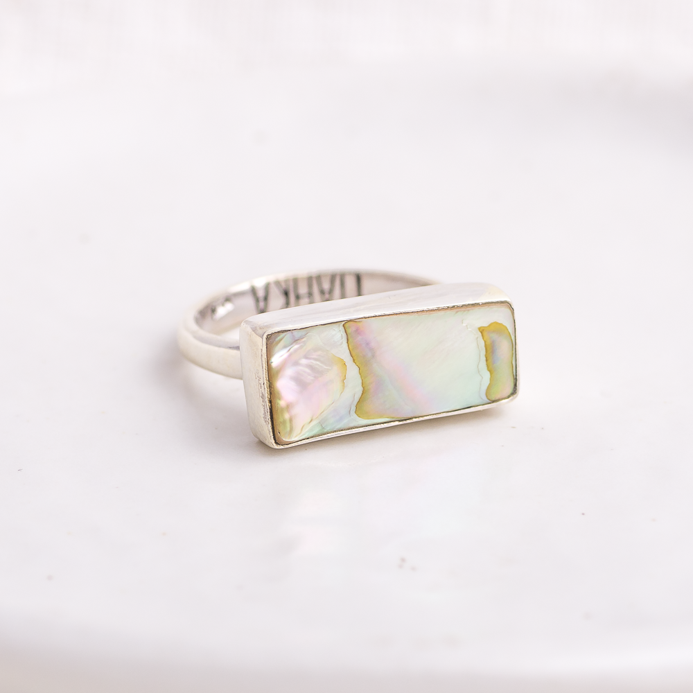 Horizontal Luminous Ring ◇ Abalone ◇ Size 8