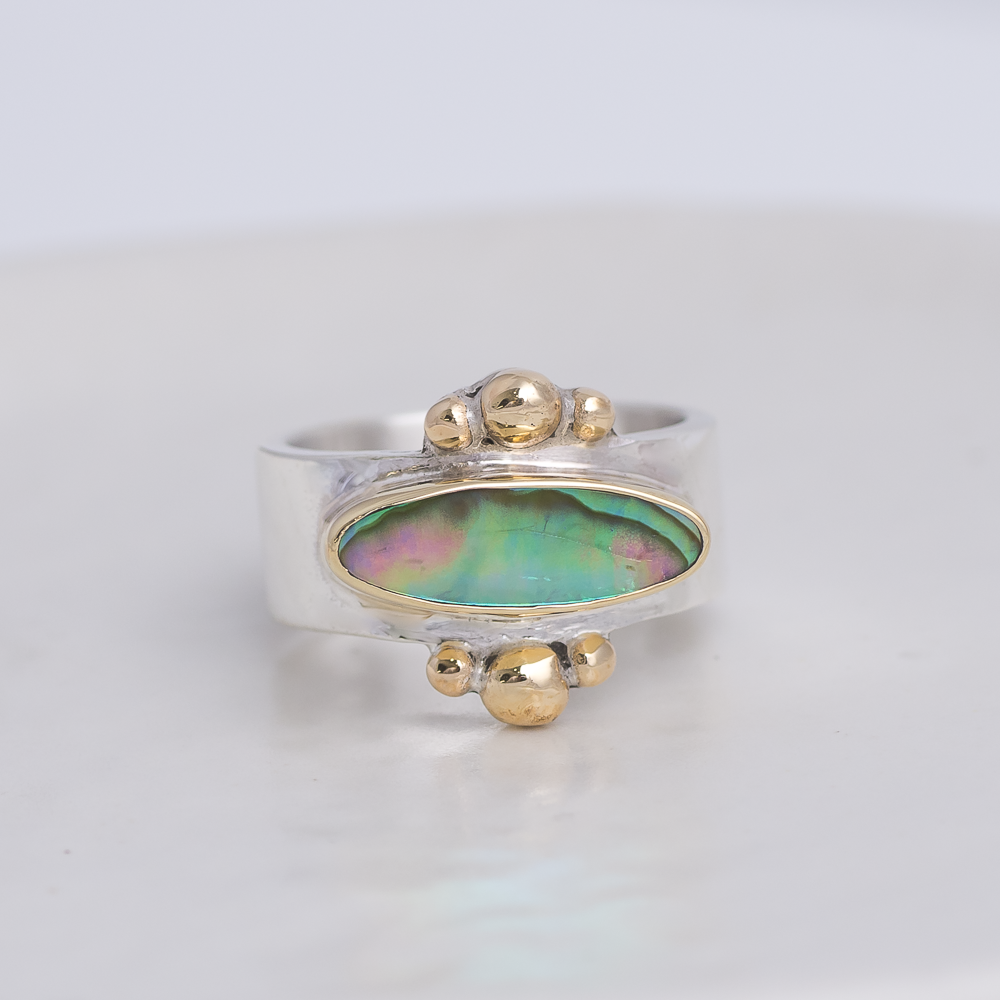 Elongated Abalone Affinity Ring ◇ Abalone ◇ Size 5.5