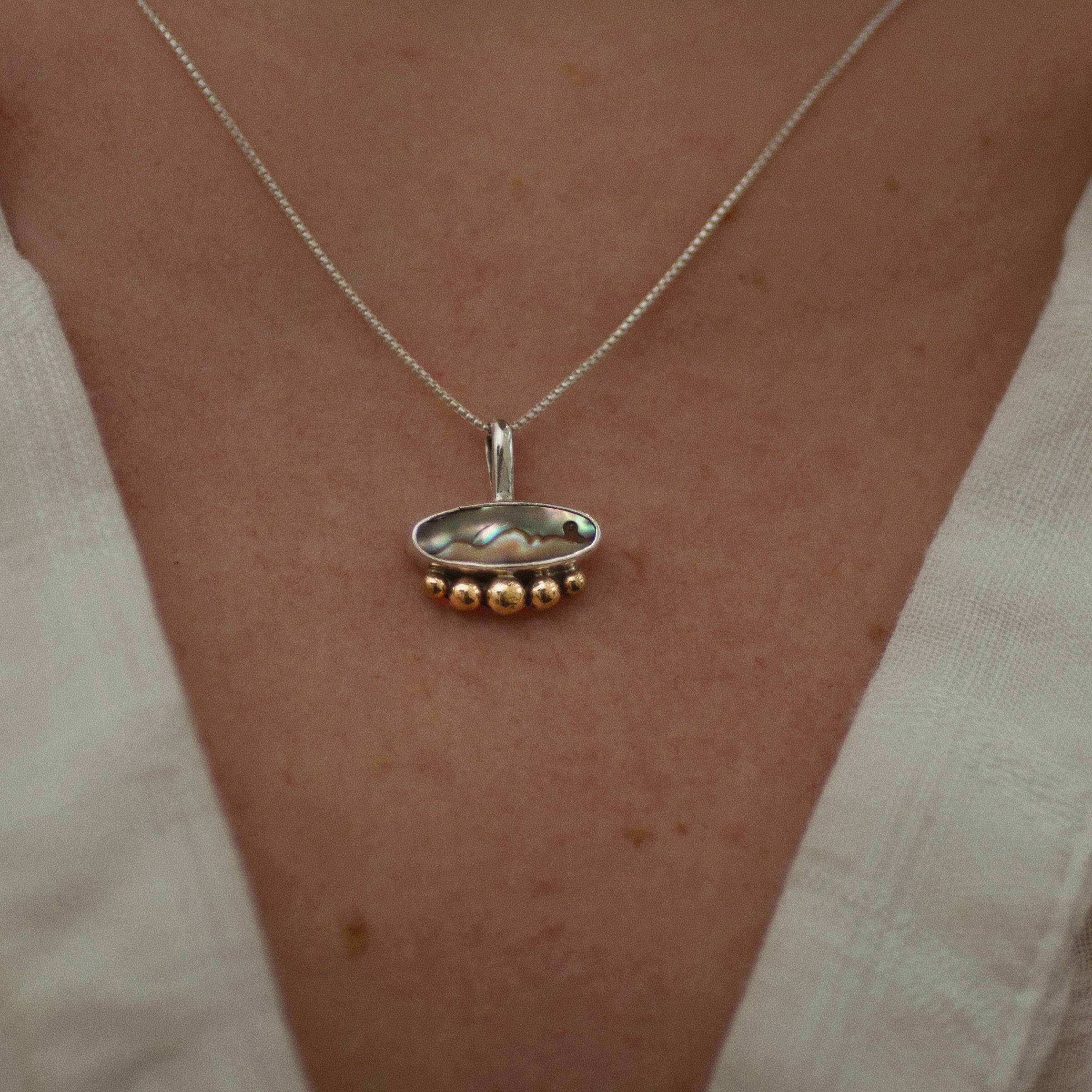 Affinity Necklace ◇ Abalone